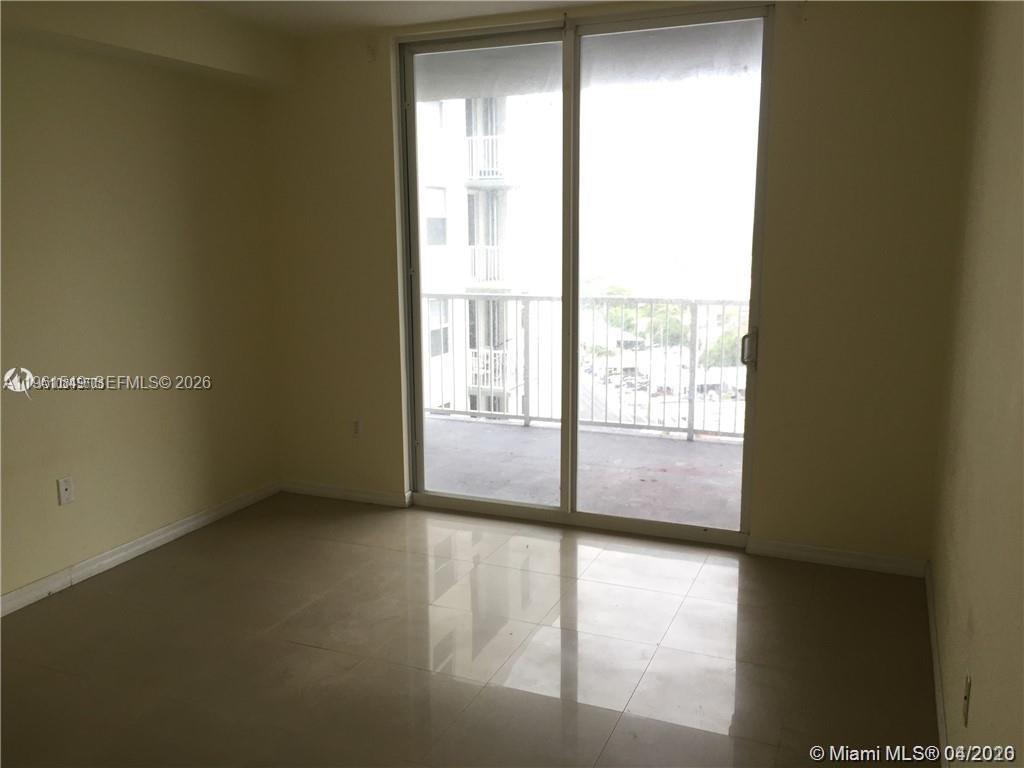 1 Glen Royal Pkwy #1404, Miami FL 33125