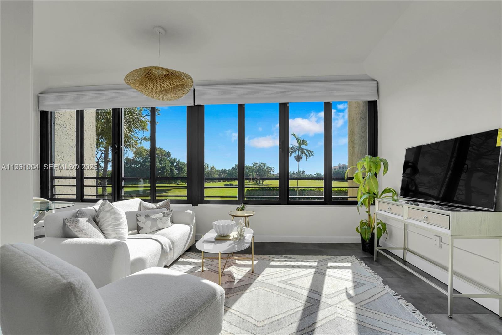 7460 La Paz Blvd #202, Boca Raton FL 33433
