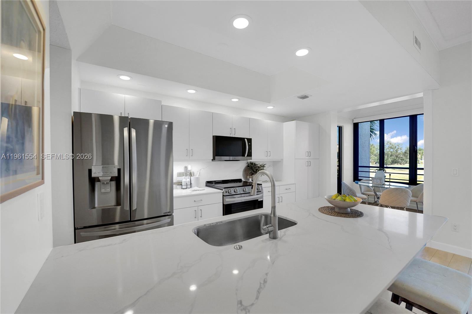 7460 La Paz Blvd #202, Boca Raton FL 33433