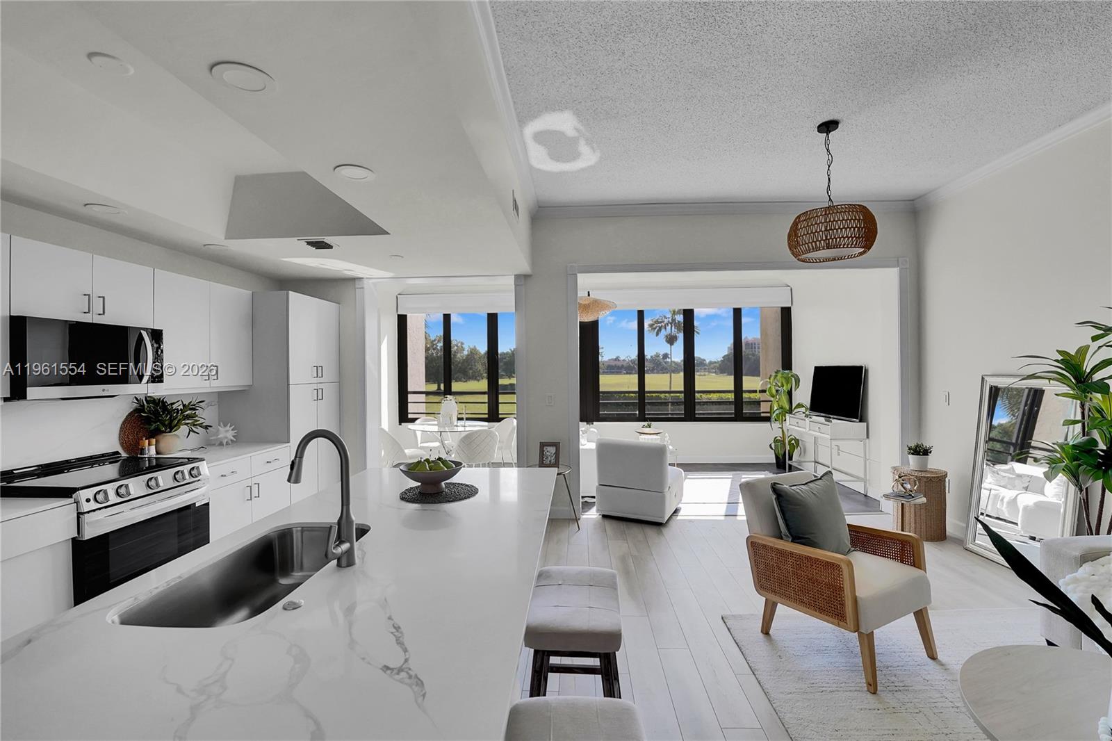 7460 La Paz Blvd #202, Boca Raton FL 33433