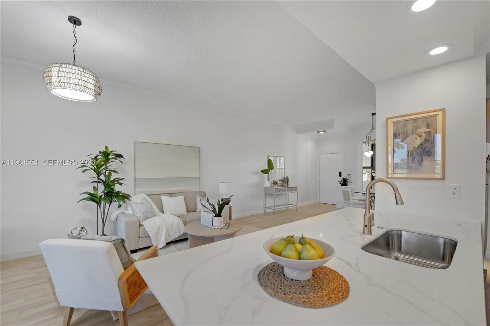 7460 La Paz Blvd #202, Boca Raton FL 33433