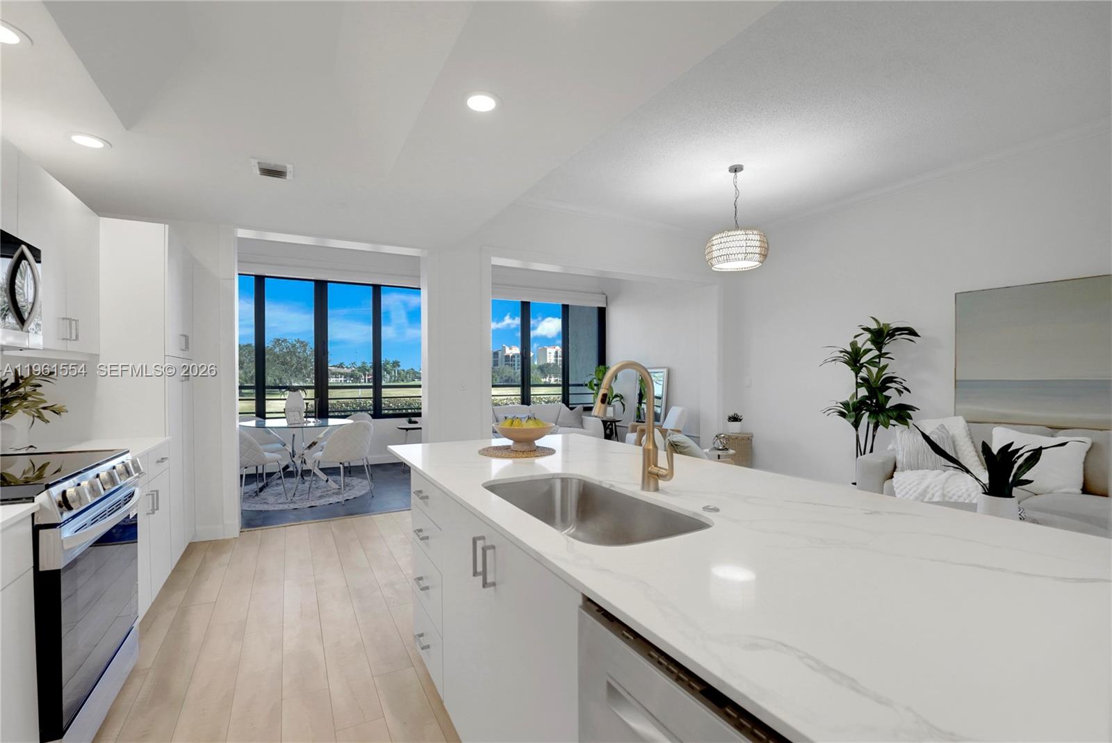 7460 La Paz Blvd #202, Boca Raton FL 33433