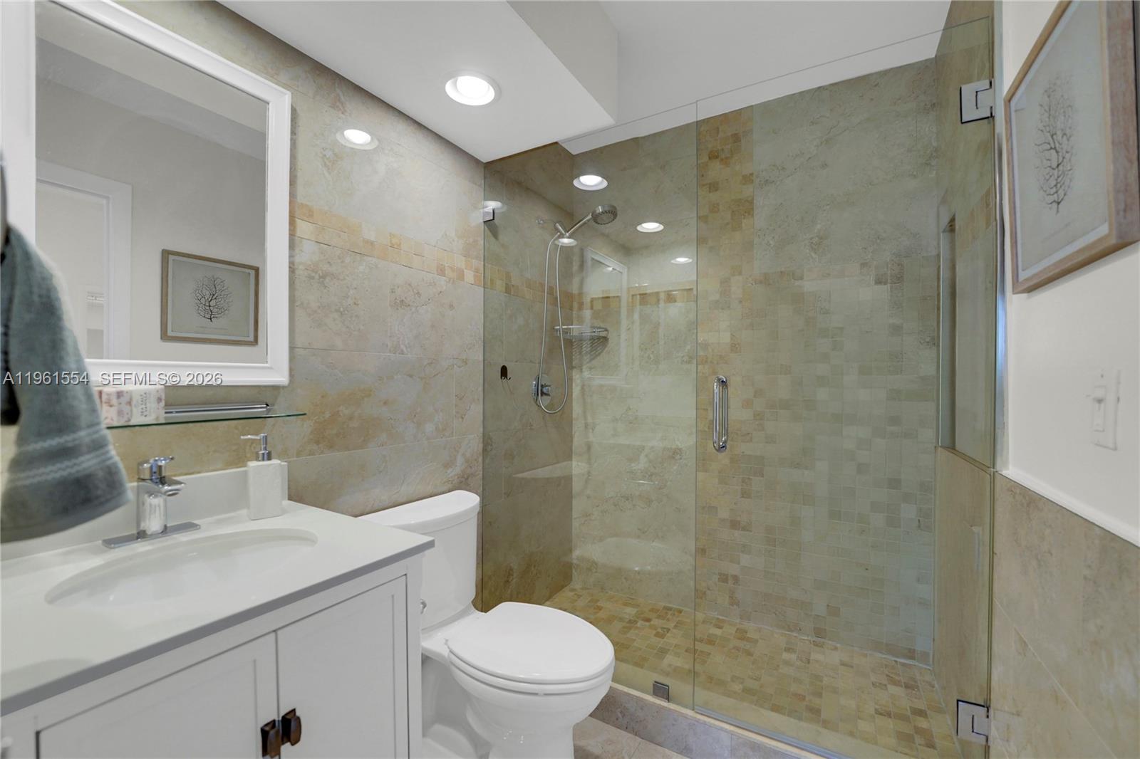 7460 La Paz Blvd #202, Boca Raton FL 33433
