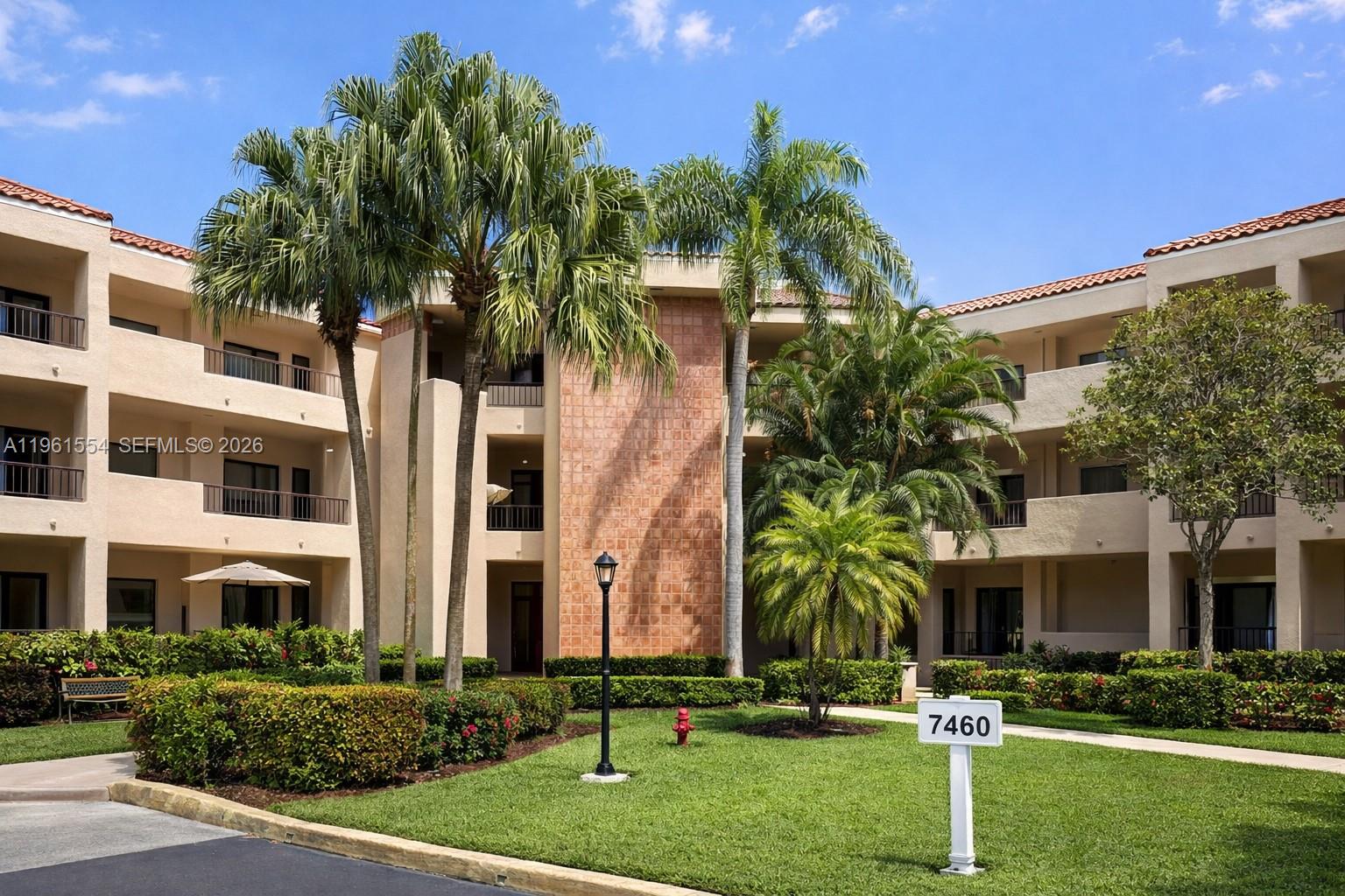 7460 La Paz Blvd #202, Boca Raton FL 33433