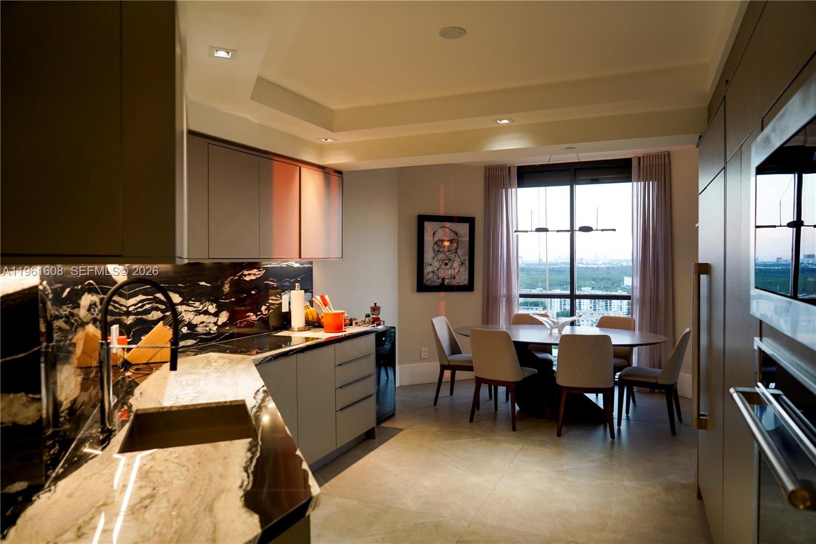 2000 Island Blvd #2404, Aventura FL 33160