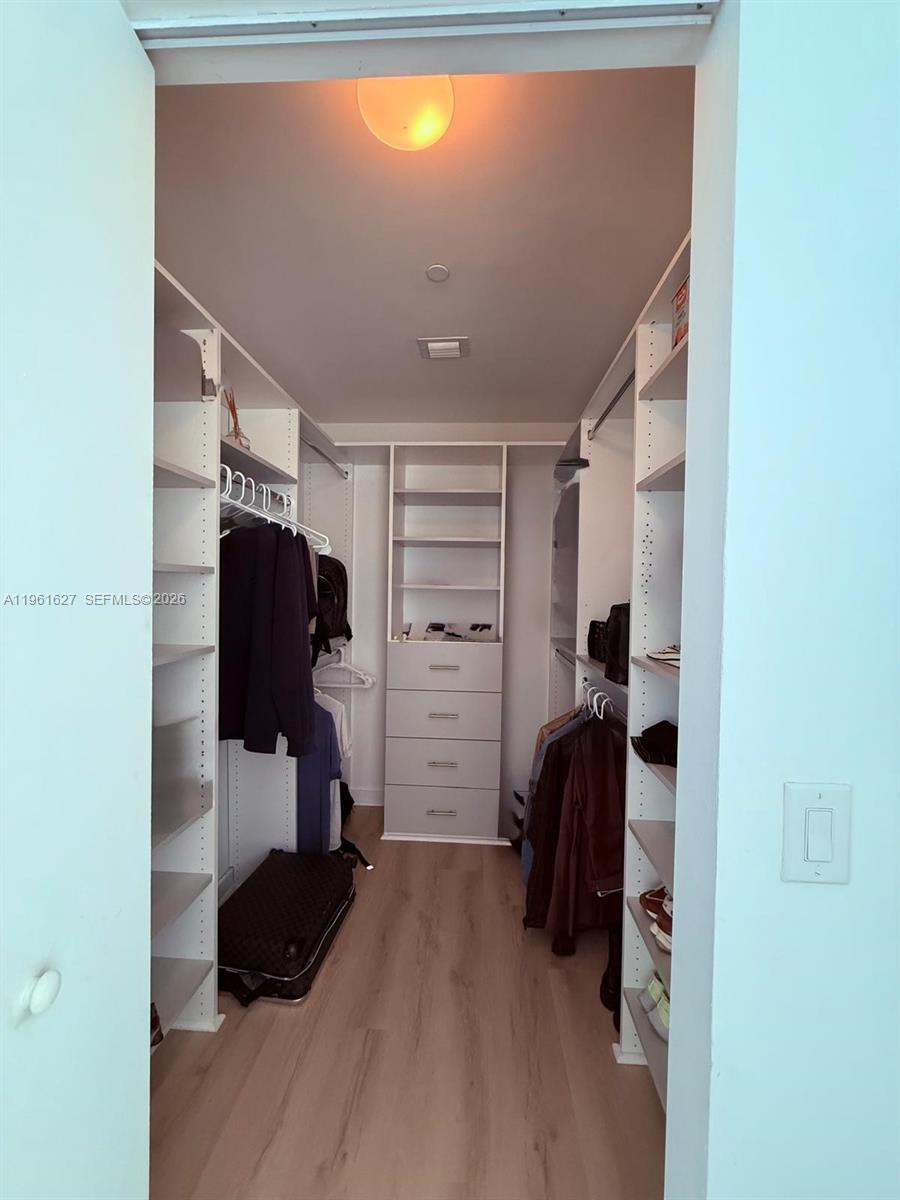 501 NE 31st St #1808, Miami FL 33137