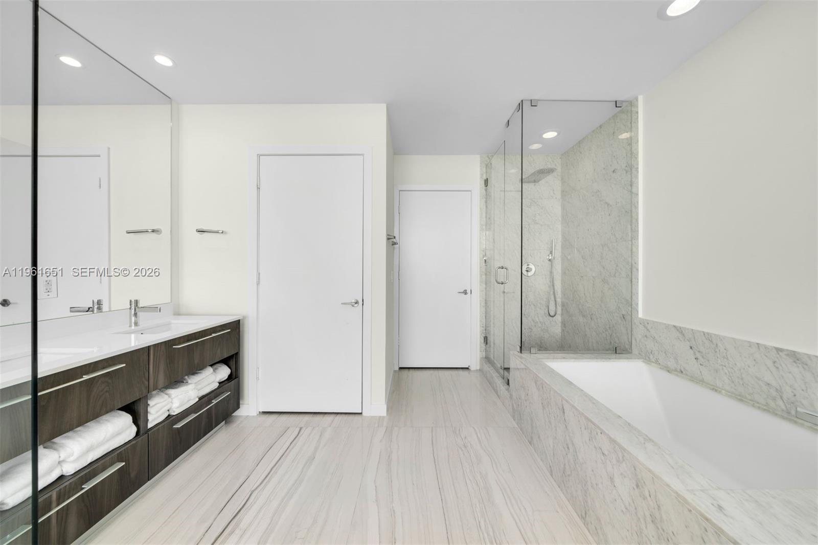 480 NE 31st St #3401, Miami FL 33137