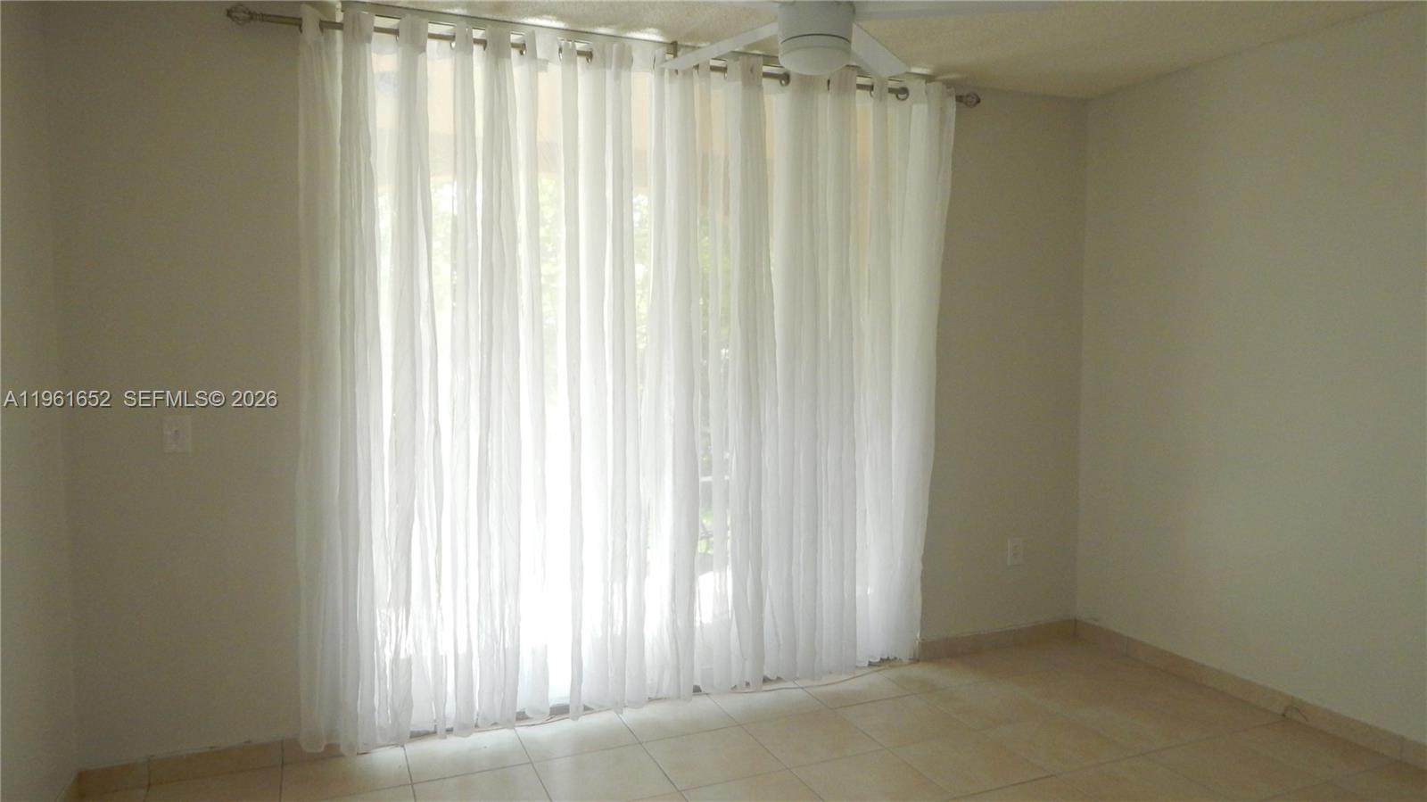 19877 E Country Club Dr #3104, Aventura FL 33180