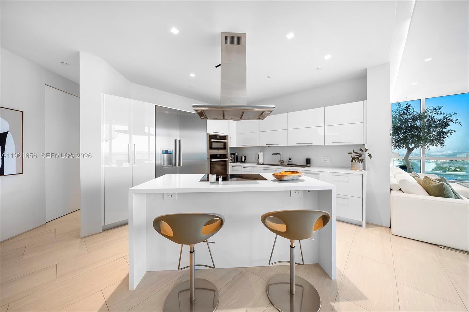 100 S Pointe Dr #1409/10, Miami Beach FL 33139