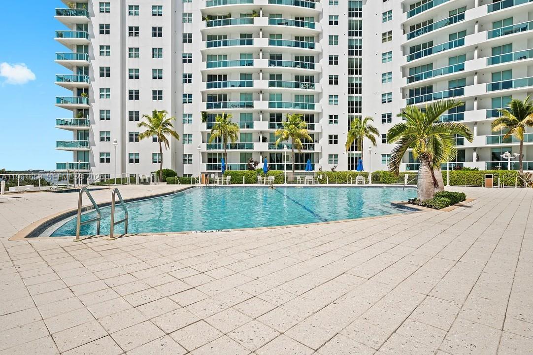 7910 Harbor Island Dr #608, North Bay Village FL 33141