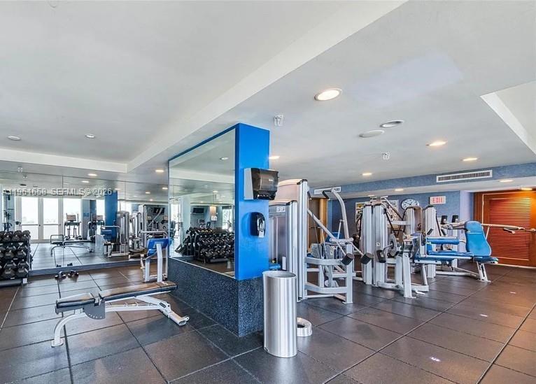 7910 Harbor Island Dr #608, North Bay Village FL 33141
