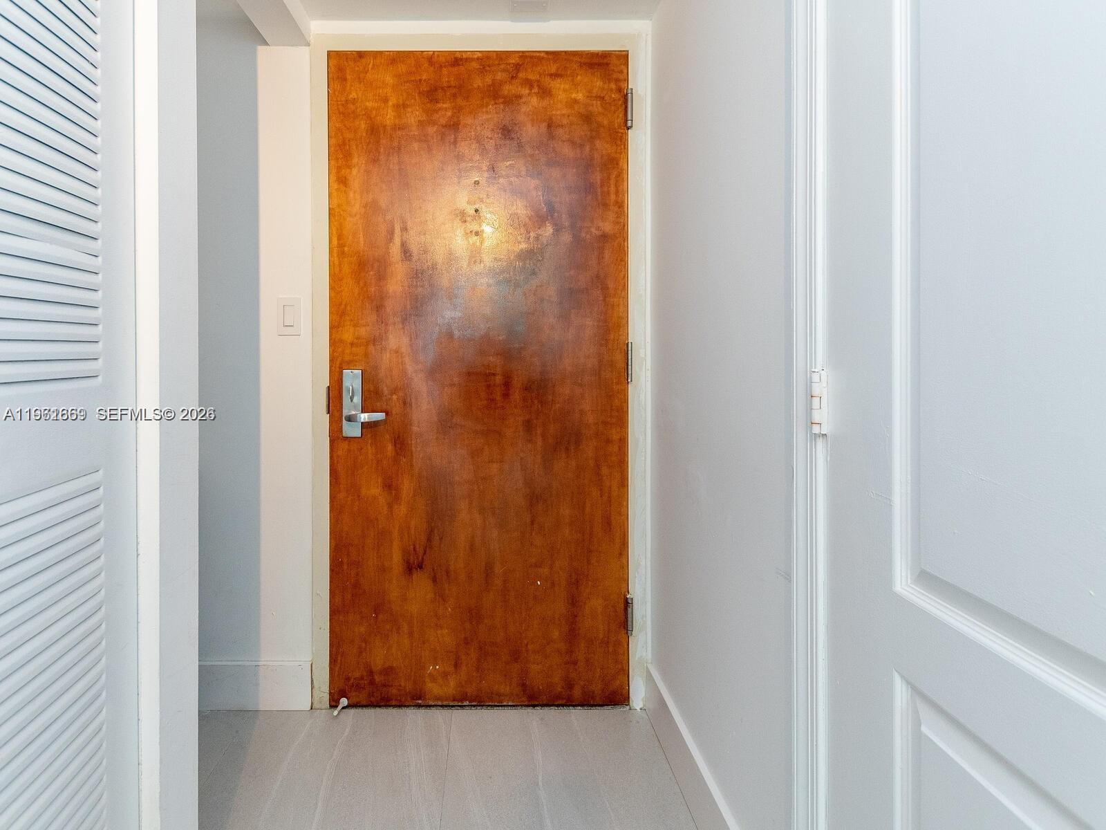 1200 Brickell Bay Dr #3210, Miami FL 33131
