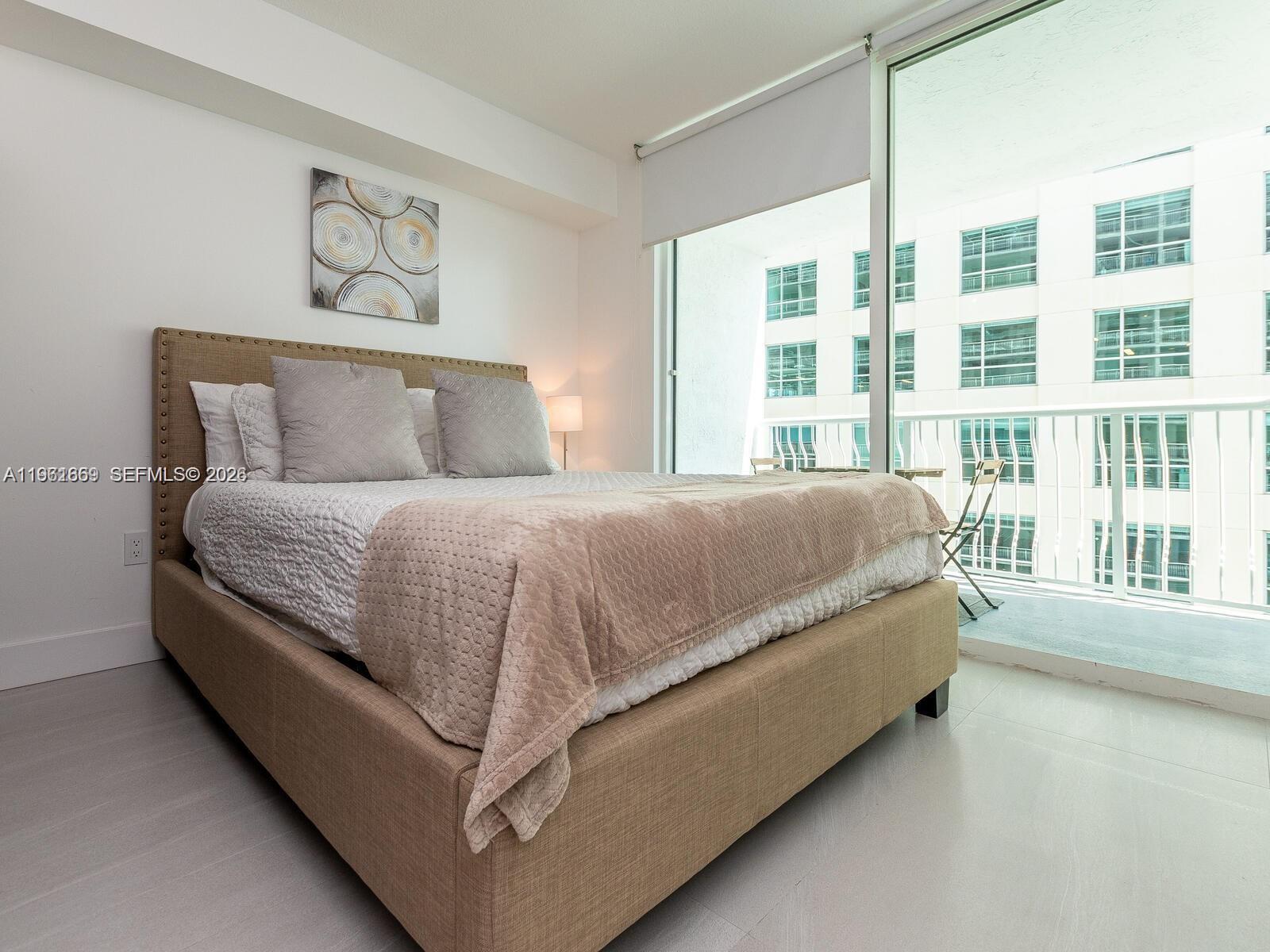 1200 Brickell Bay Dr #3210, Miami FL 33131