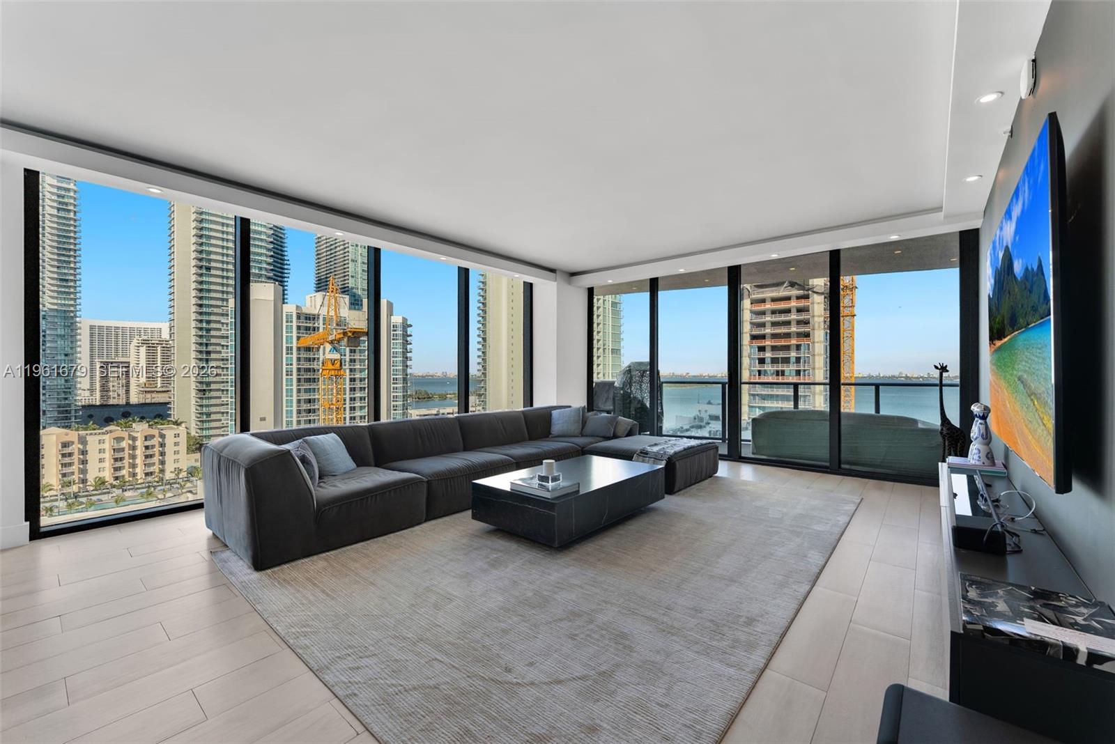 460 NE 28th St #1601, Miami FL 33137