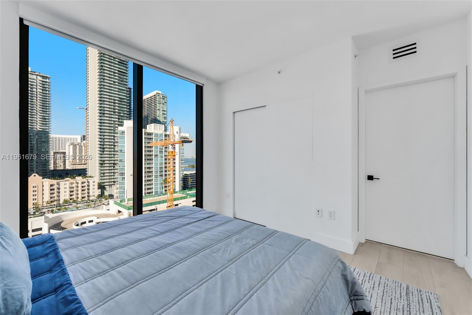 460 NE 28th St #1601, Miami FL 33137