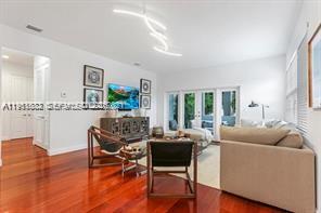 502 Loretto Ave #30, Coral Gables FL 33146