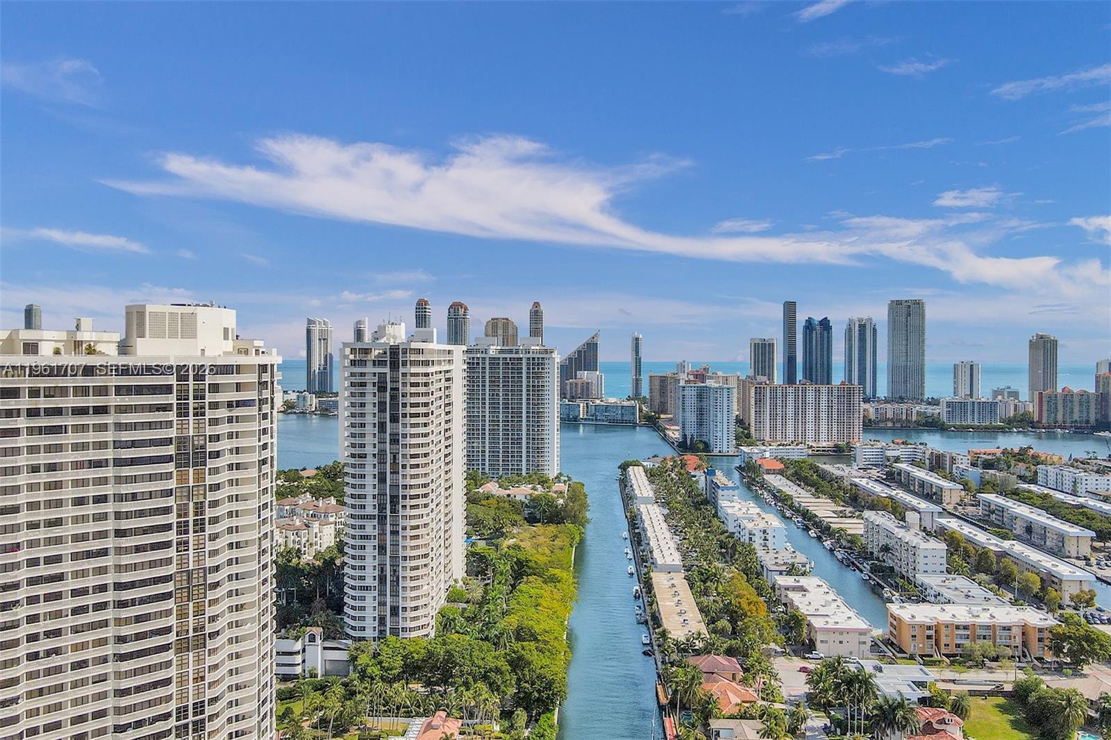 2000 Island Blvd #503, Aventura FL 33160