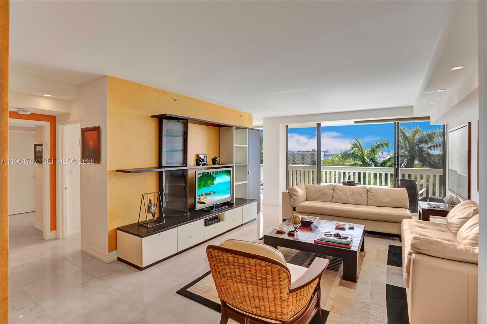 2000 Island Blvd #503, Aventura FL 33160