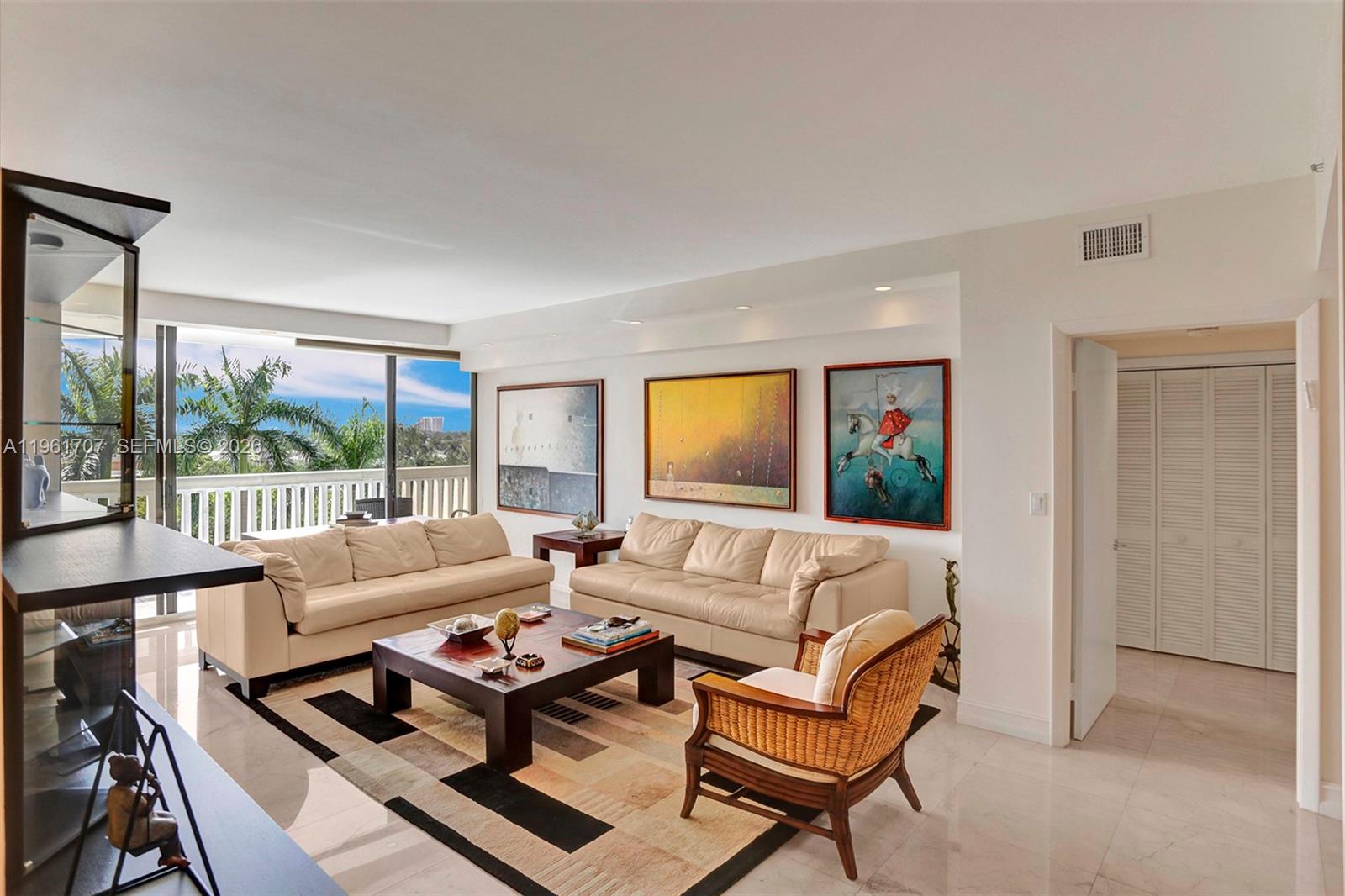 2000 Island Blvd #503, Aventura FL 33160
