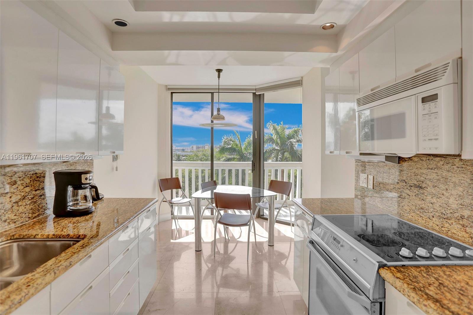 2000 Island Blvd #503, Aventura FL 33160