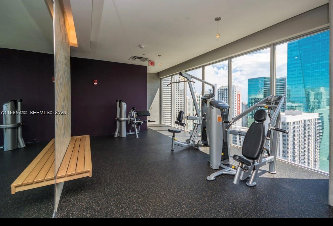 151 SE 1st St #2104, Miami FL 33131