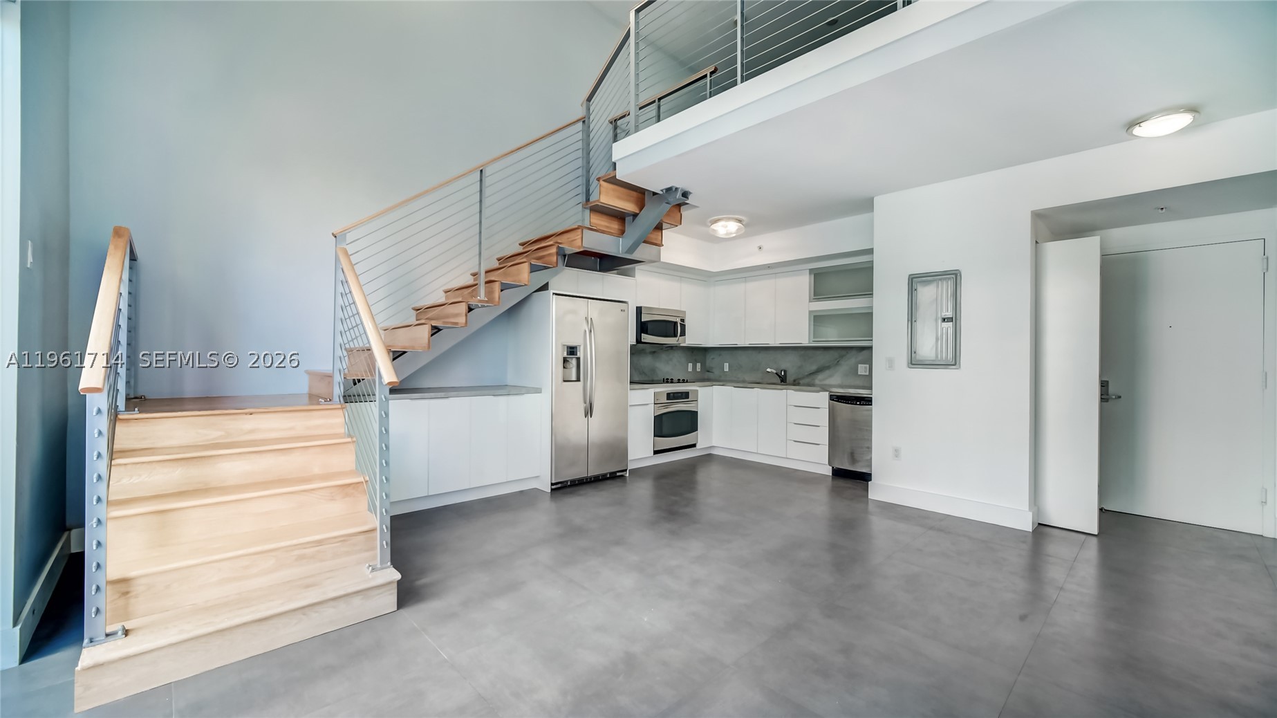 90 SW 3rd St #TH706, Miami FL 33130