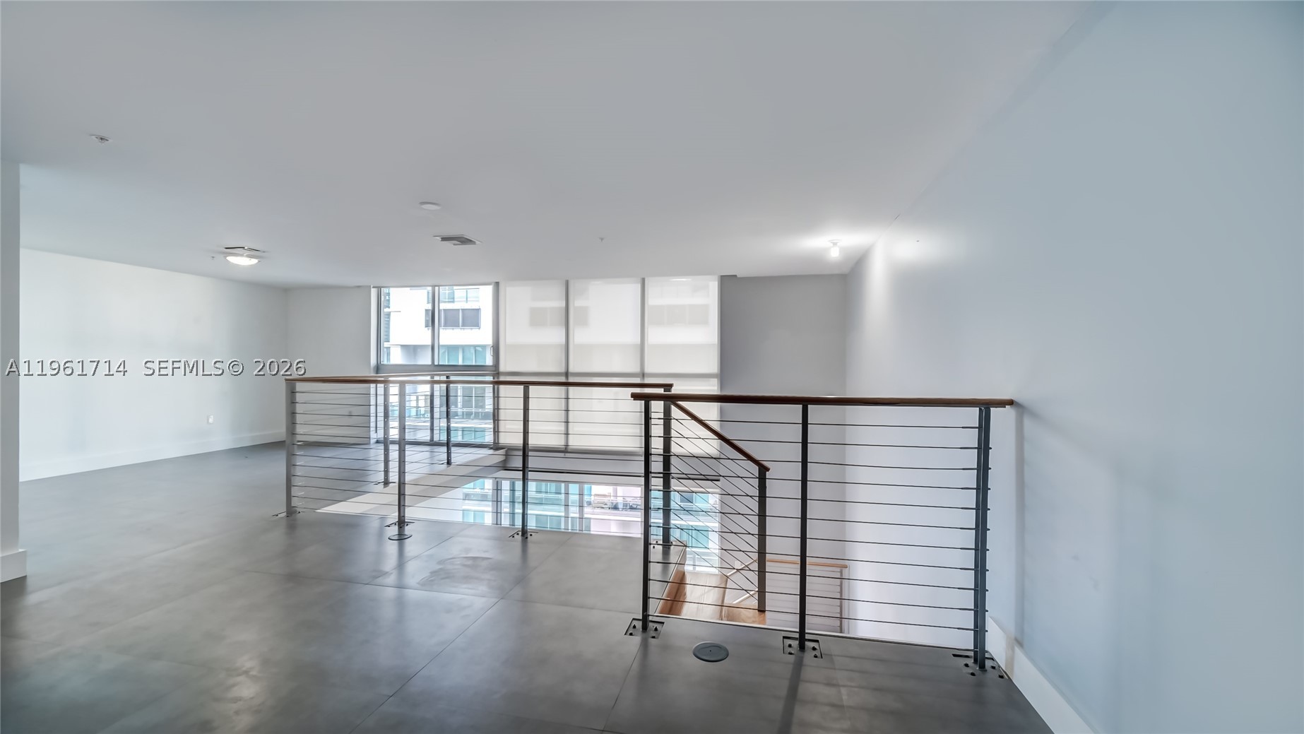 90 SW 3rd St #TH706, Miami FL 33130