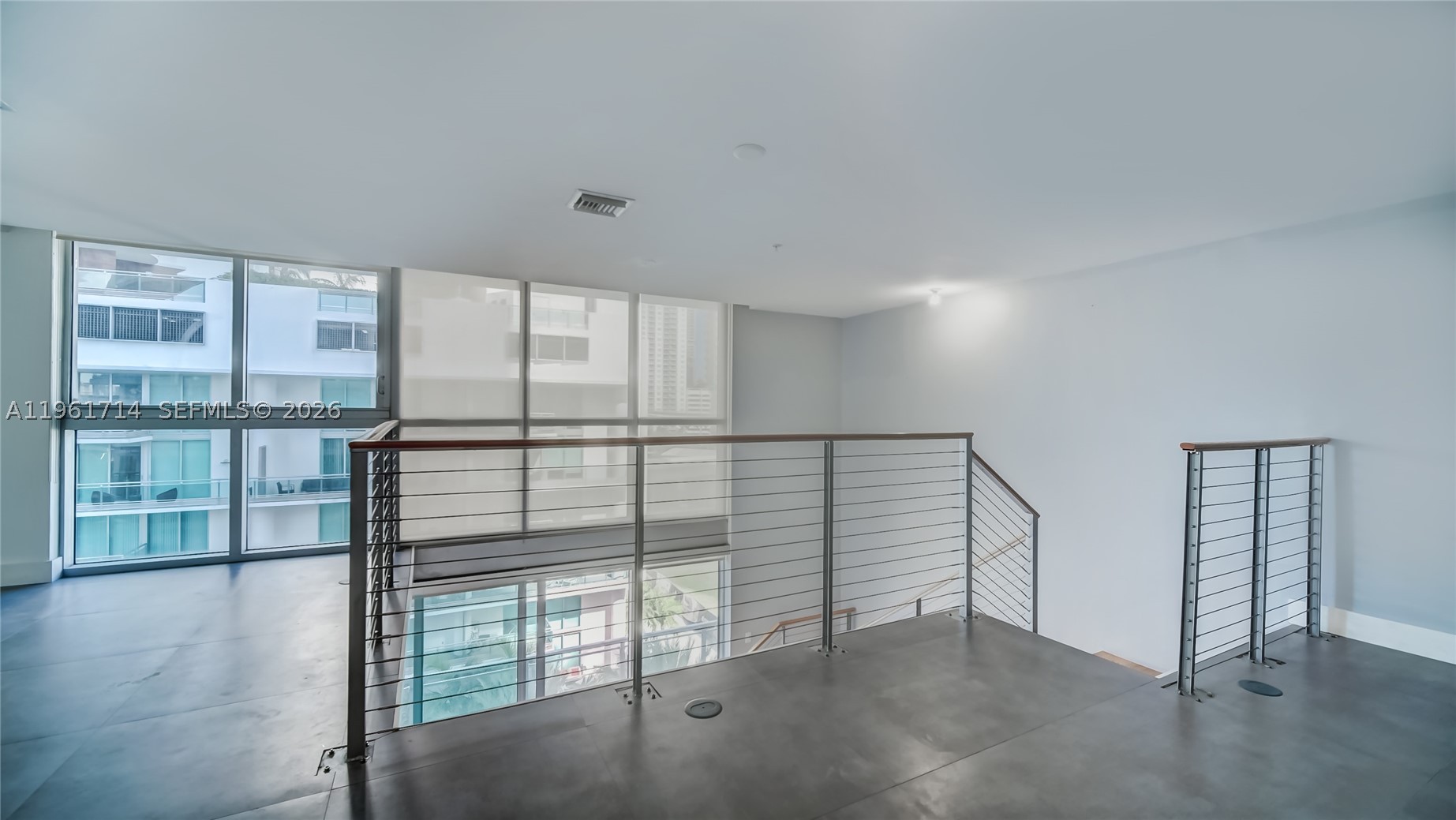 90 SW 3rd St #TH706, Miami FL 33130