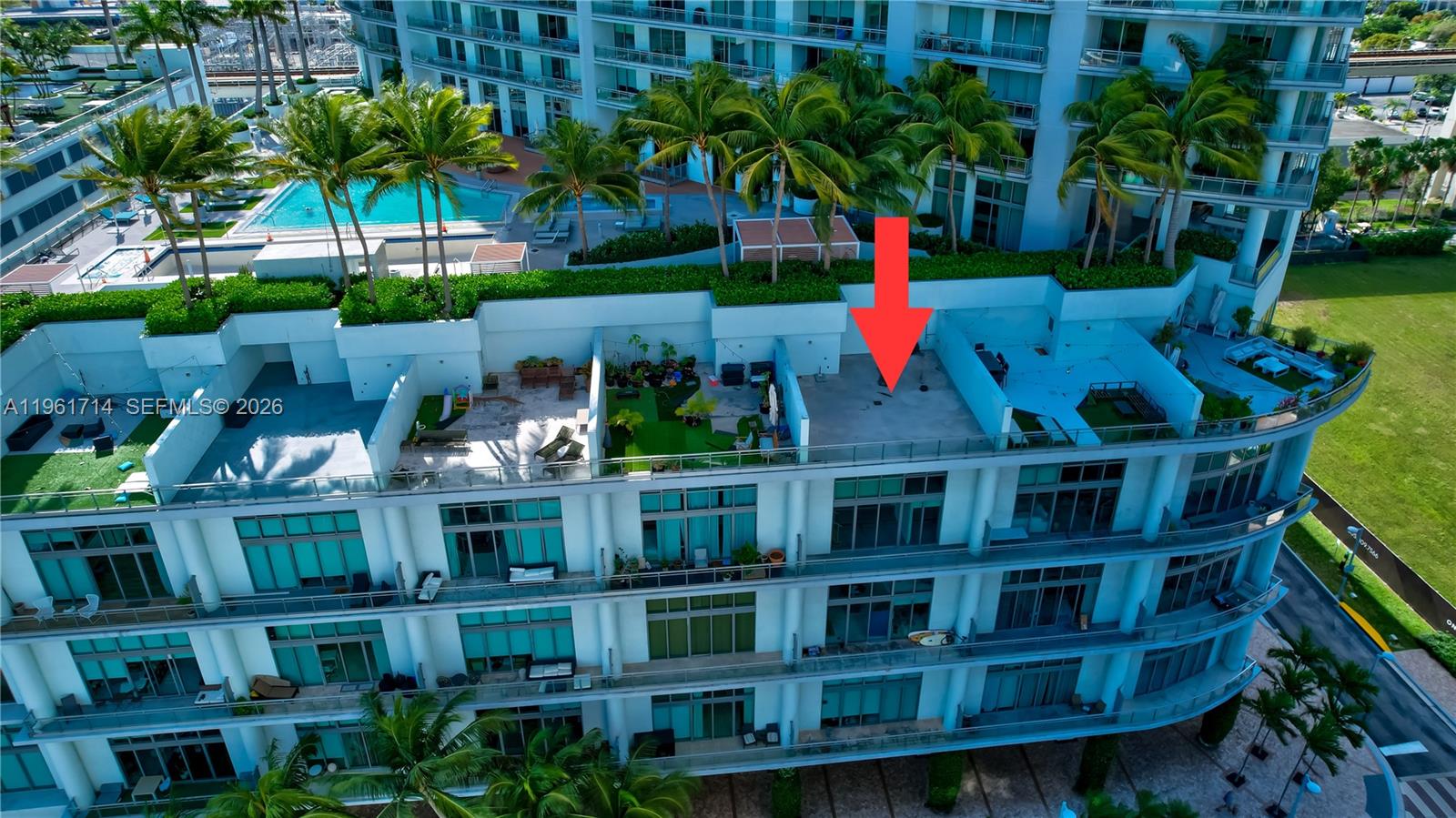 90 SW 3rd St #TH706, Miami FL 33130