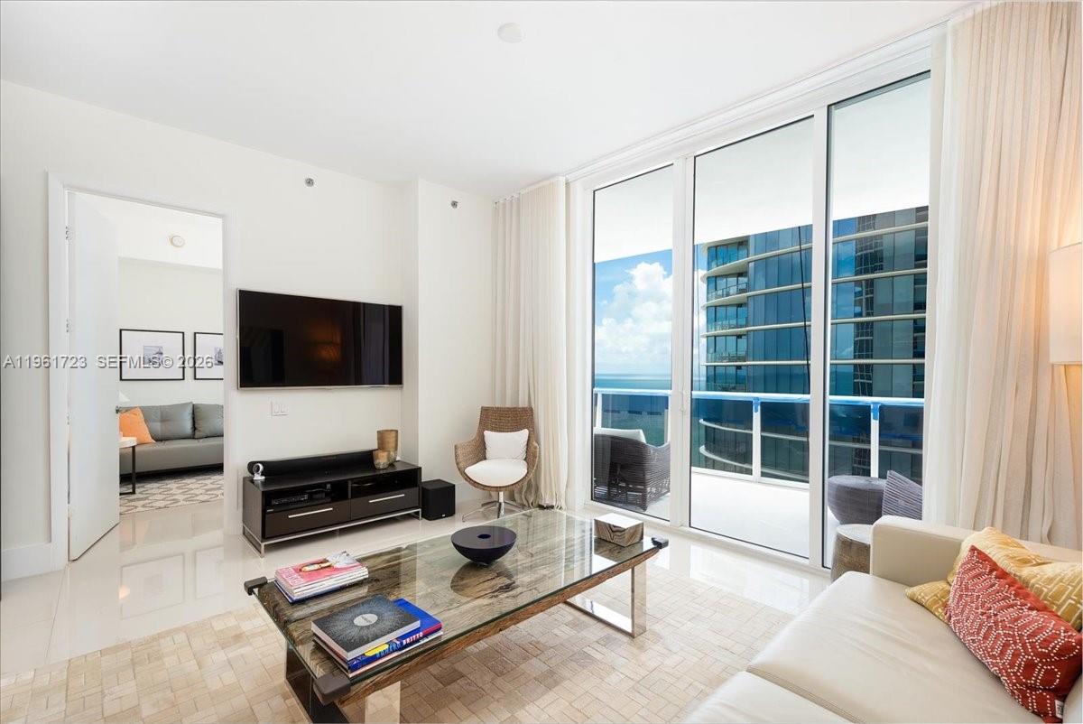 15811 Collins Ave #1502, Sunny Isles Beach FL 33160