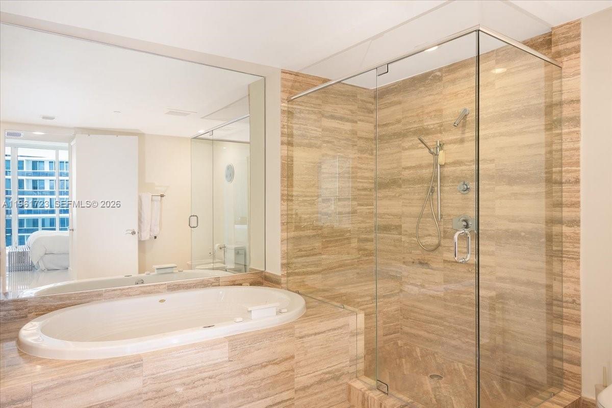 15811 Collins Ave #1502, Sunny Isles Beach FL 33160