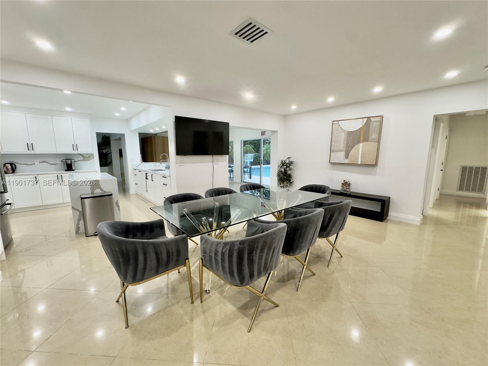 1144 Adams St, Hollywood FL 33019