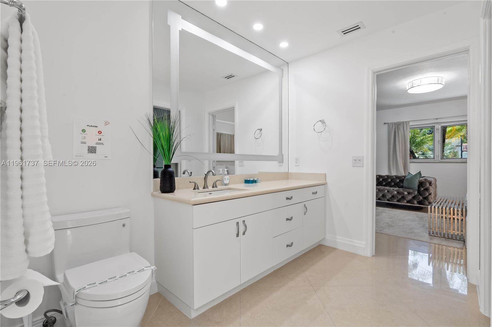 1144 Adams St, Hollywood FL 33019