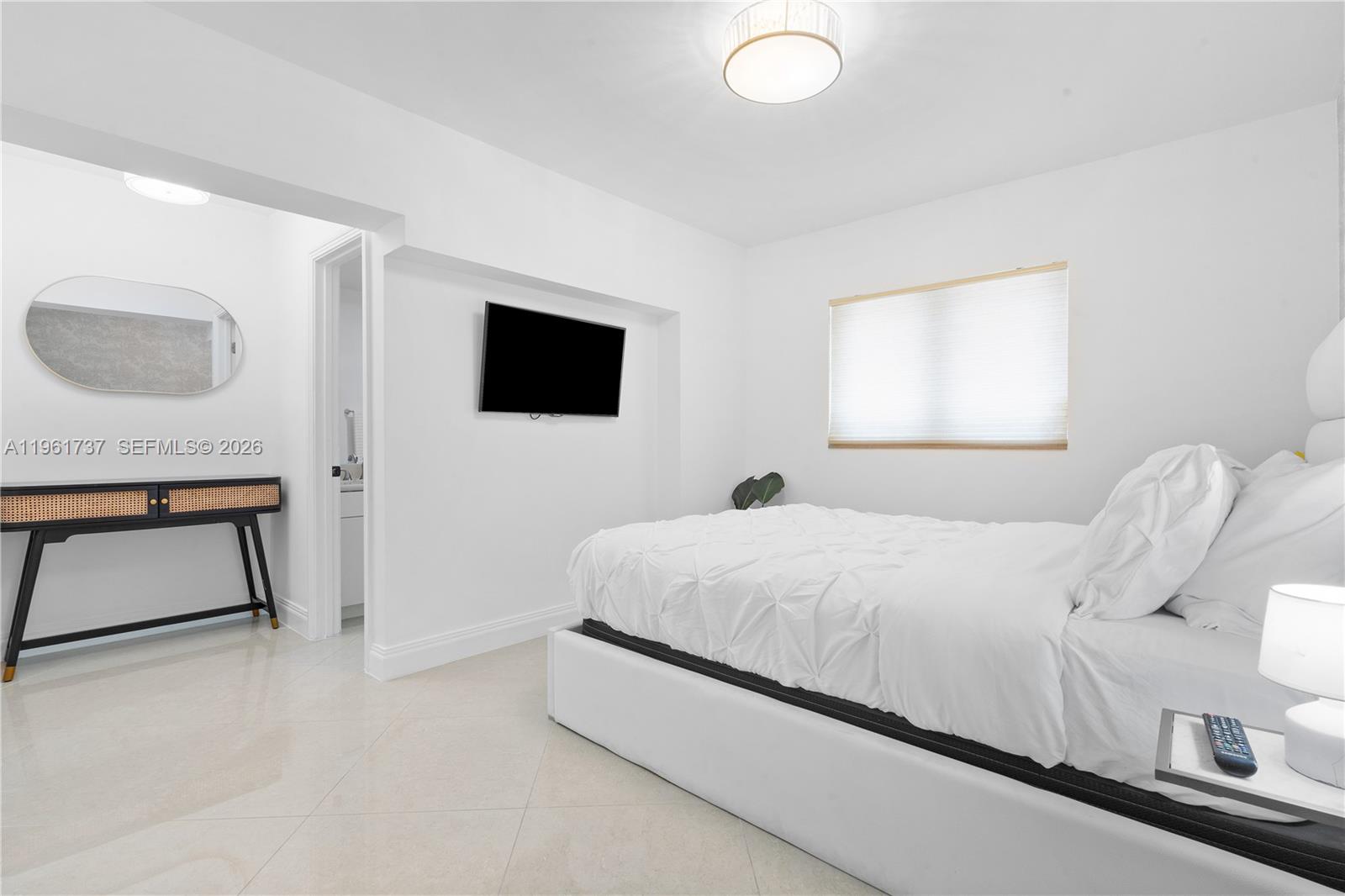1144 Adams St, Hollywood FL 33019