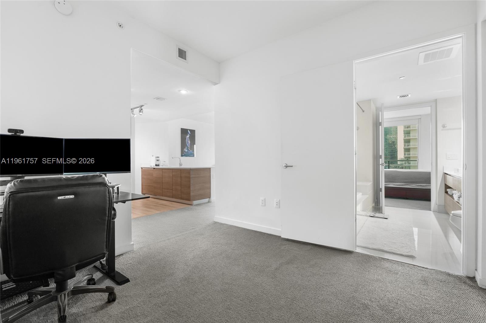 1100 S Miami Ave #1602, Miami FL 33130