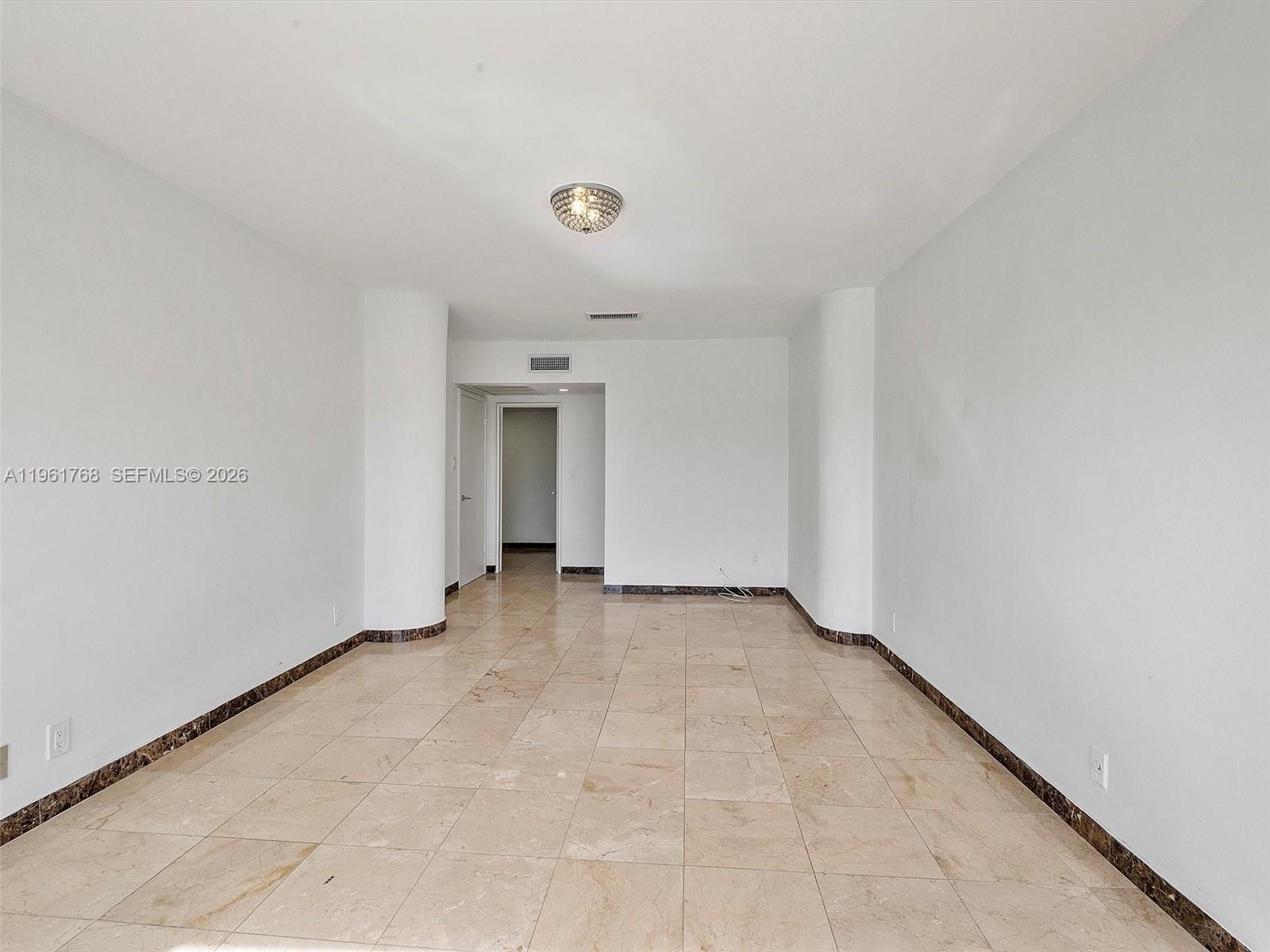 900 Bay Dr #1012, Miami Beach FL 33141