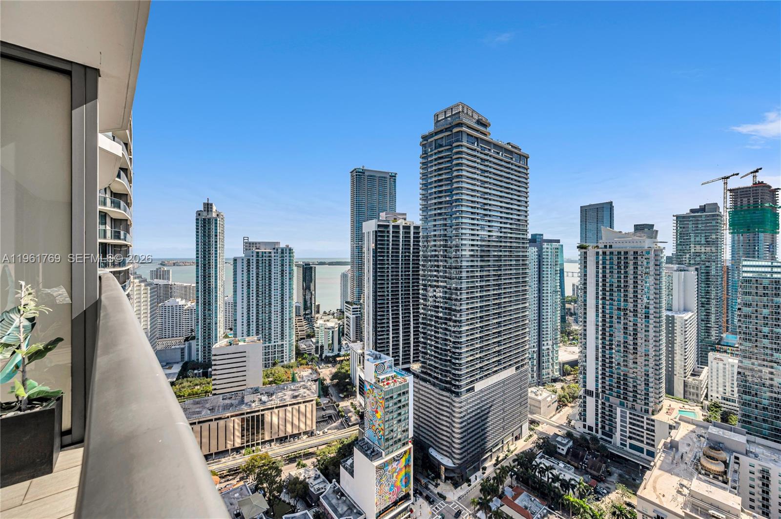 55 SW 9th St #4004, Miami FL 33130