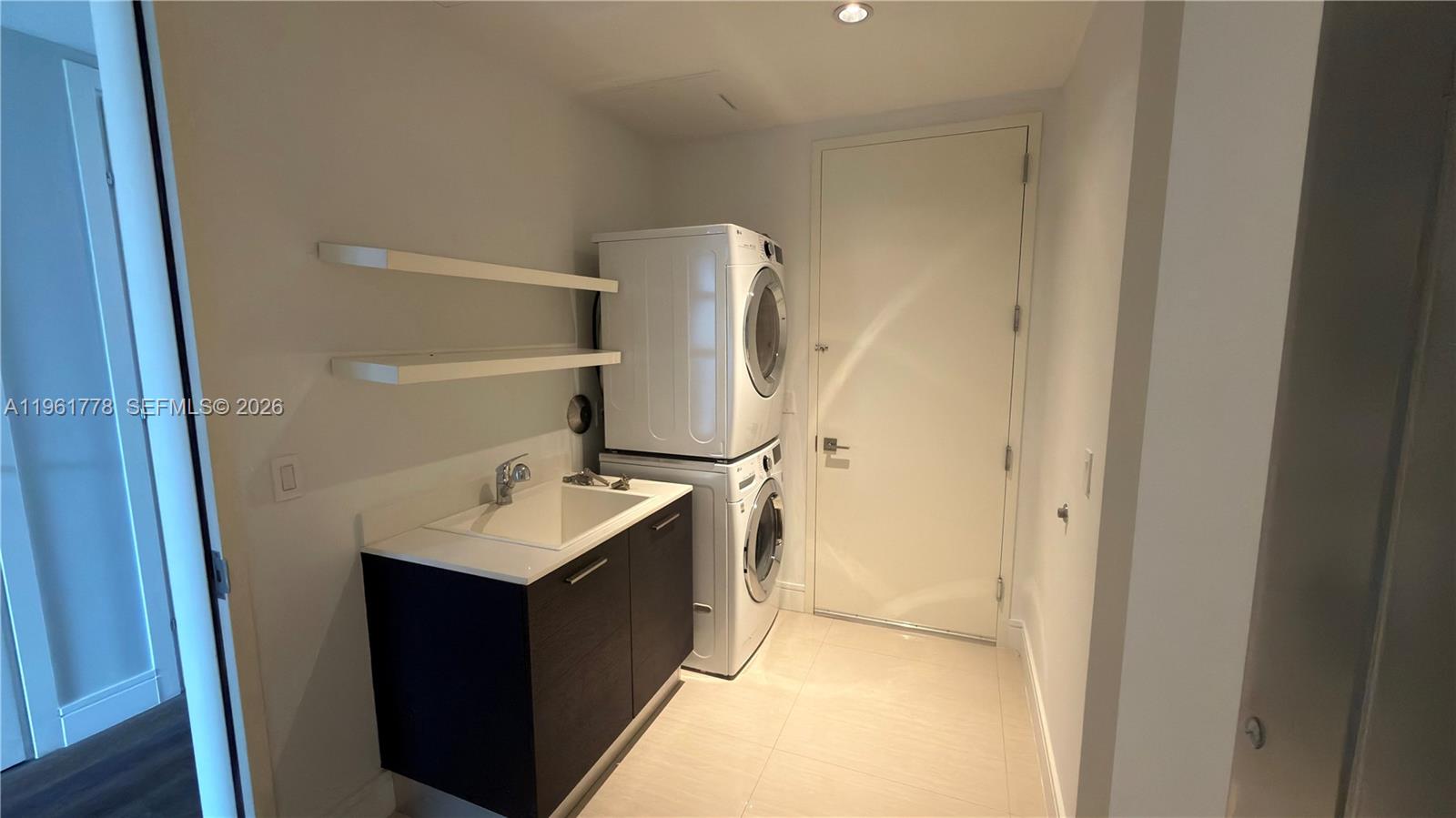 3250 NE 188th St #204, Aventura FL 33180