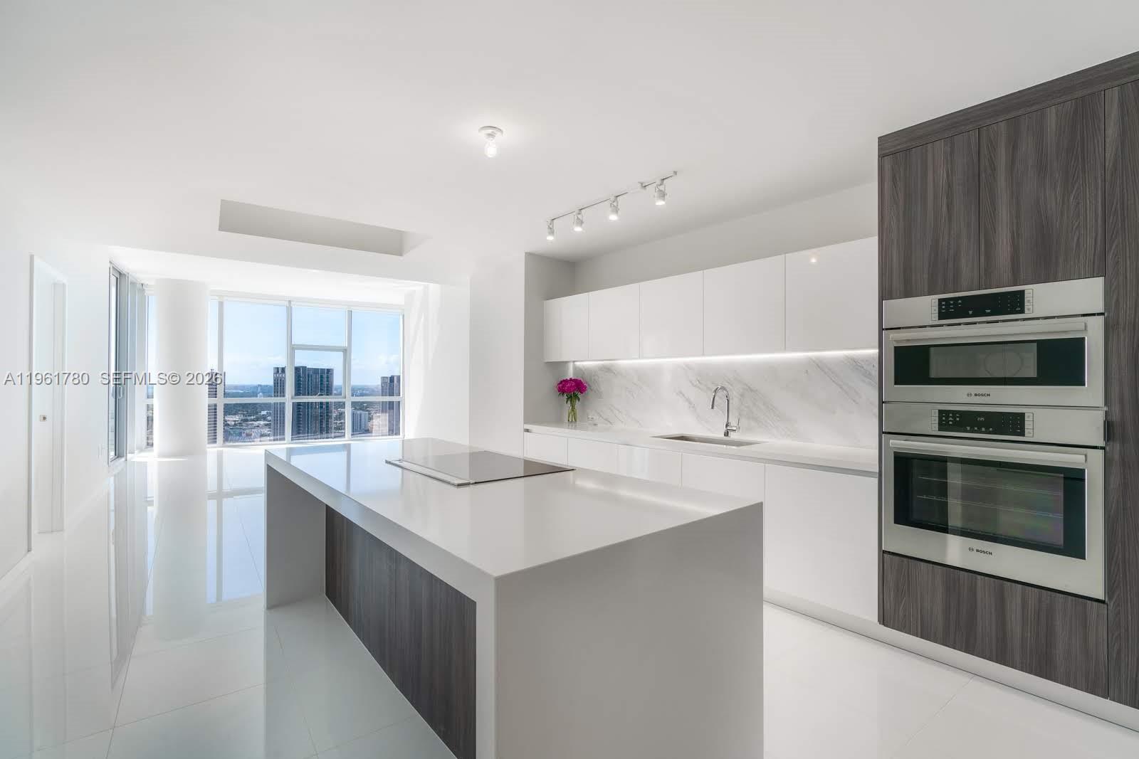851 NE 1st Ave #3212, Miami FL 33132