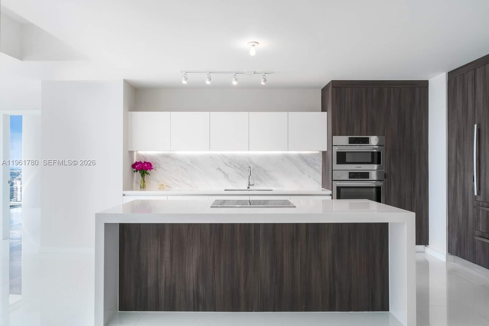 851 NE 1st Ave #3212, Miami FL 33132