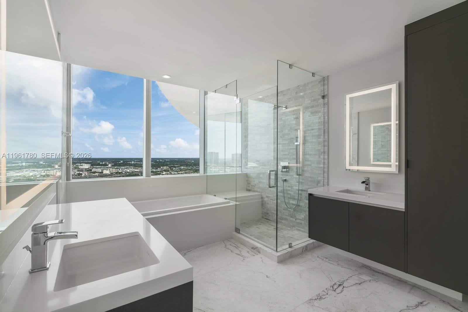 851 NE 1st Ave #3212, Miami FL 33132