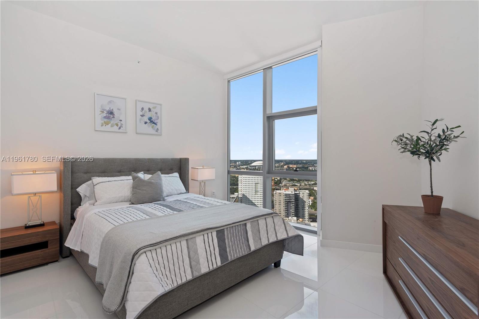 851 NE 1st Ave #3212, Miami FL 33132