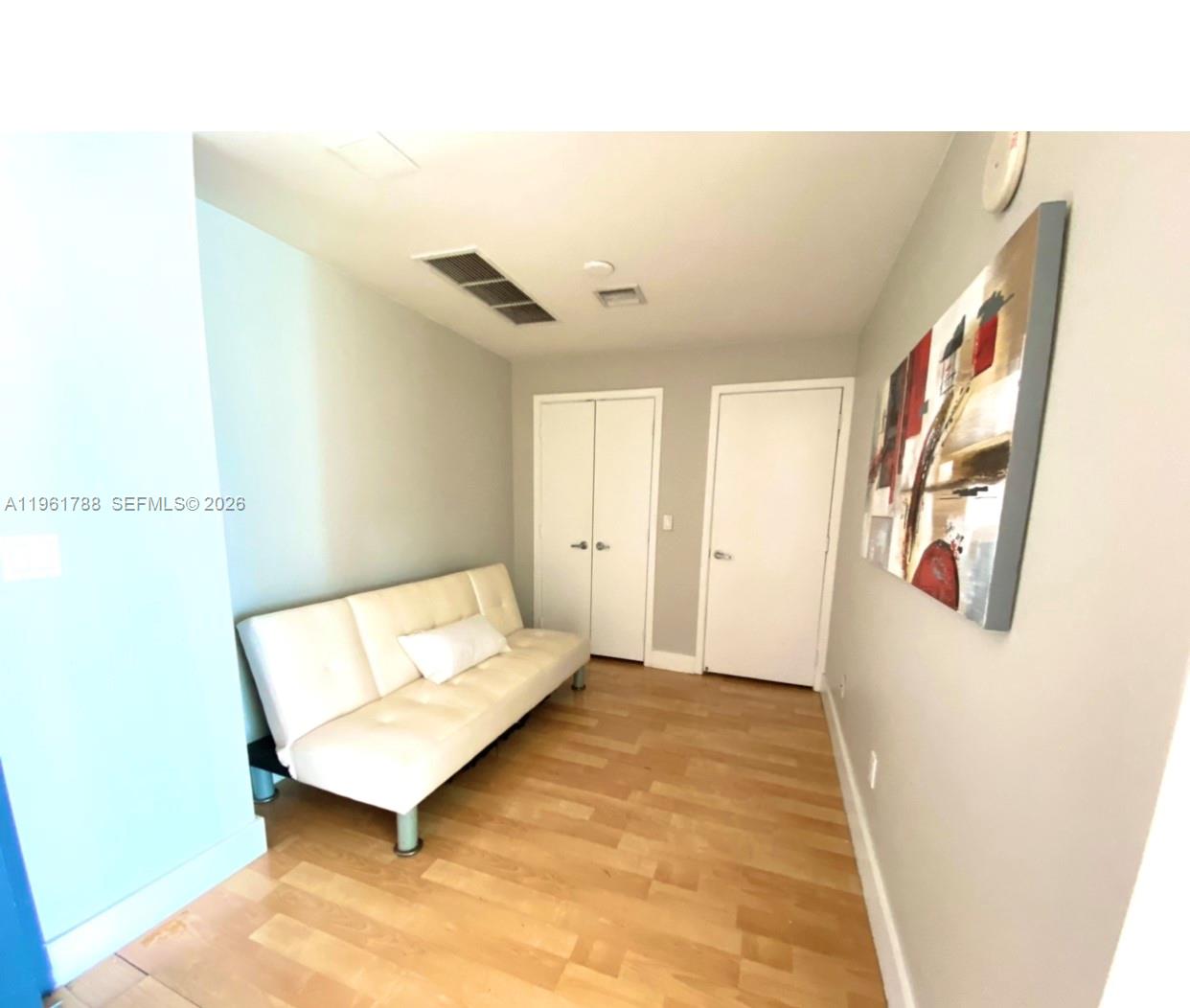 888 Biscayne Blvd #1603, Miami FL 33132