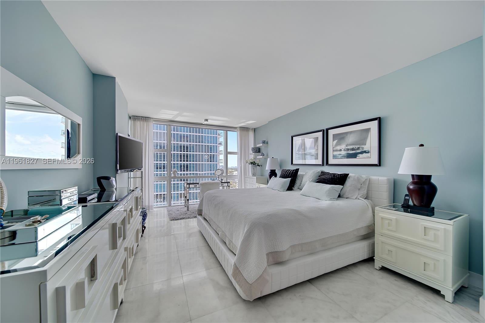 6801 Collins Ave #1110 (Door 1106), Miami Beach FL 33141