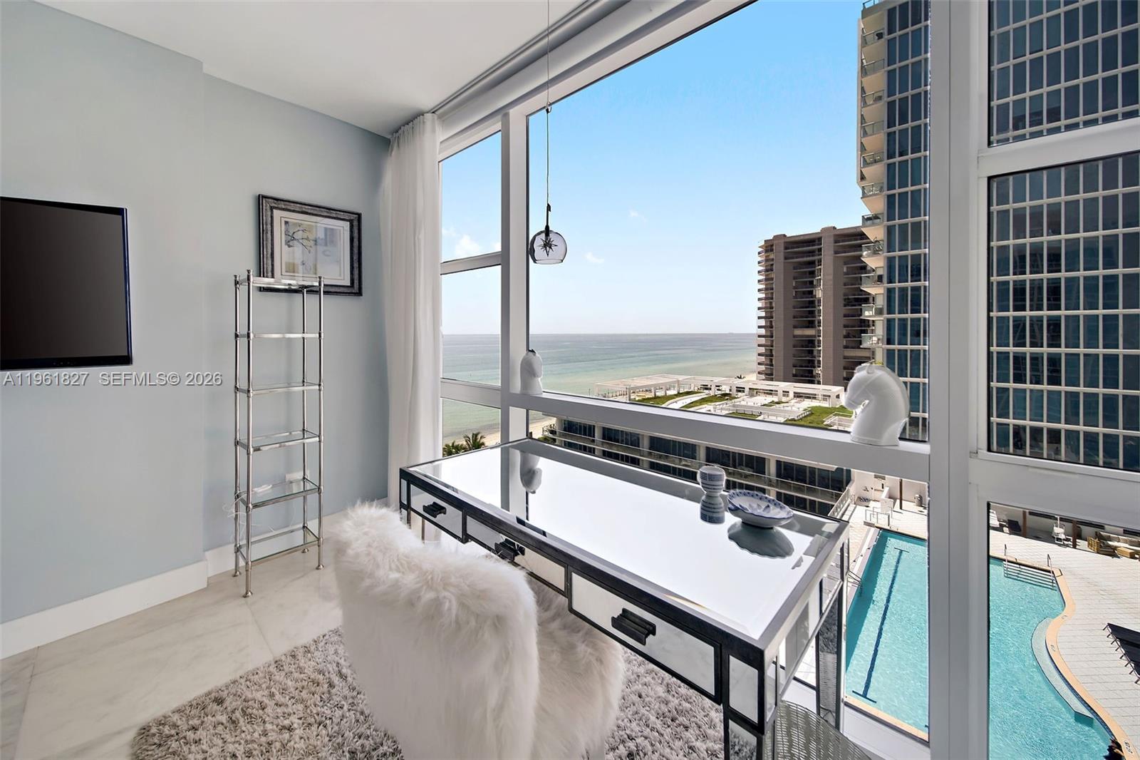 6801 Collins Ave #1110 (Door 1106), Miami Beach FL 33141