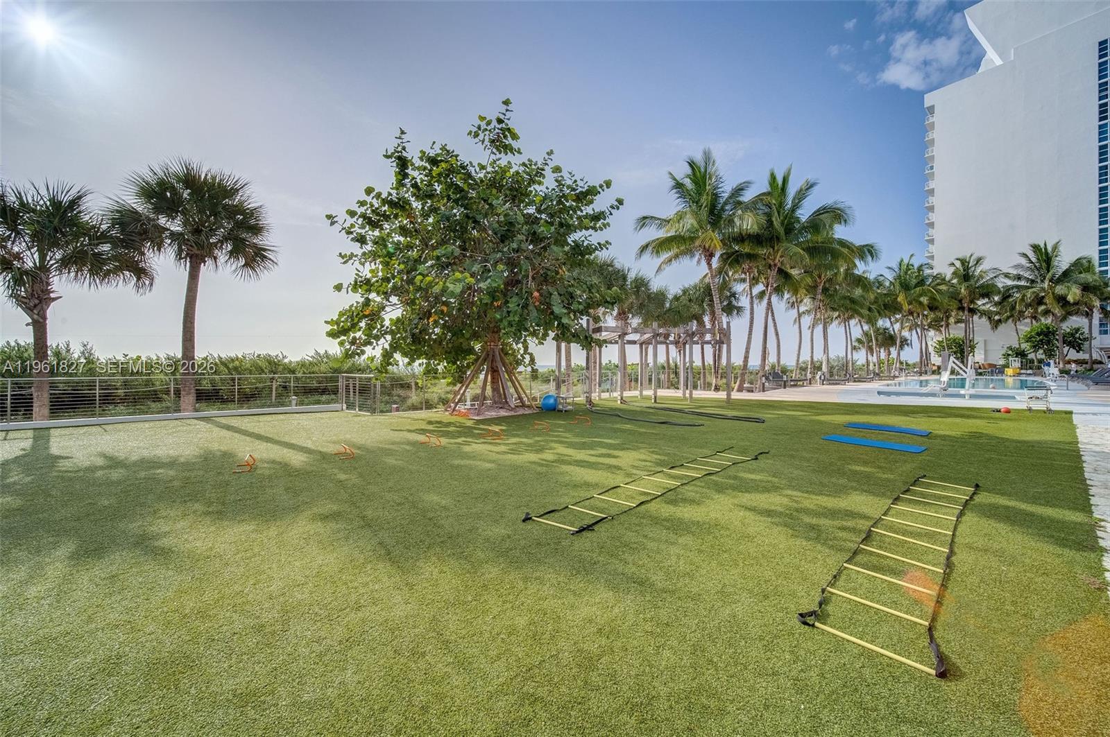 6801 Collins Ave #1110 (Door 1106), Miami Beach FL 33141