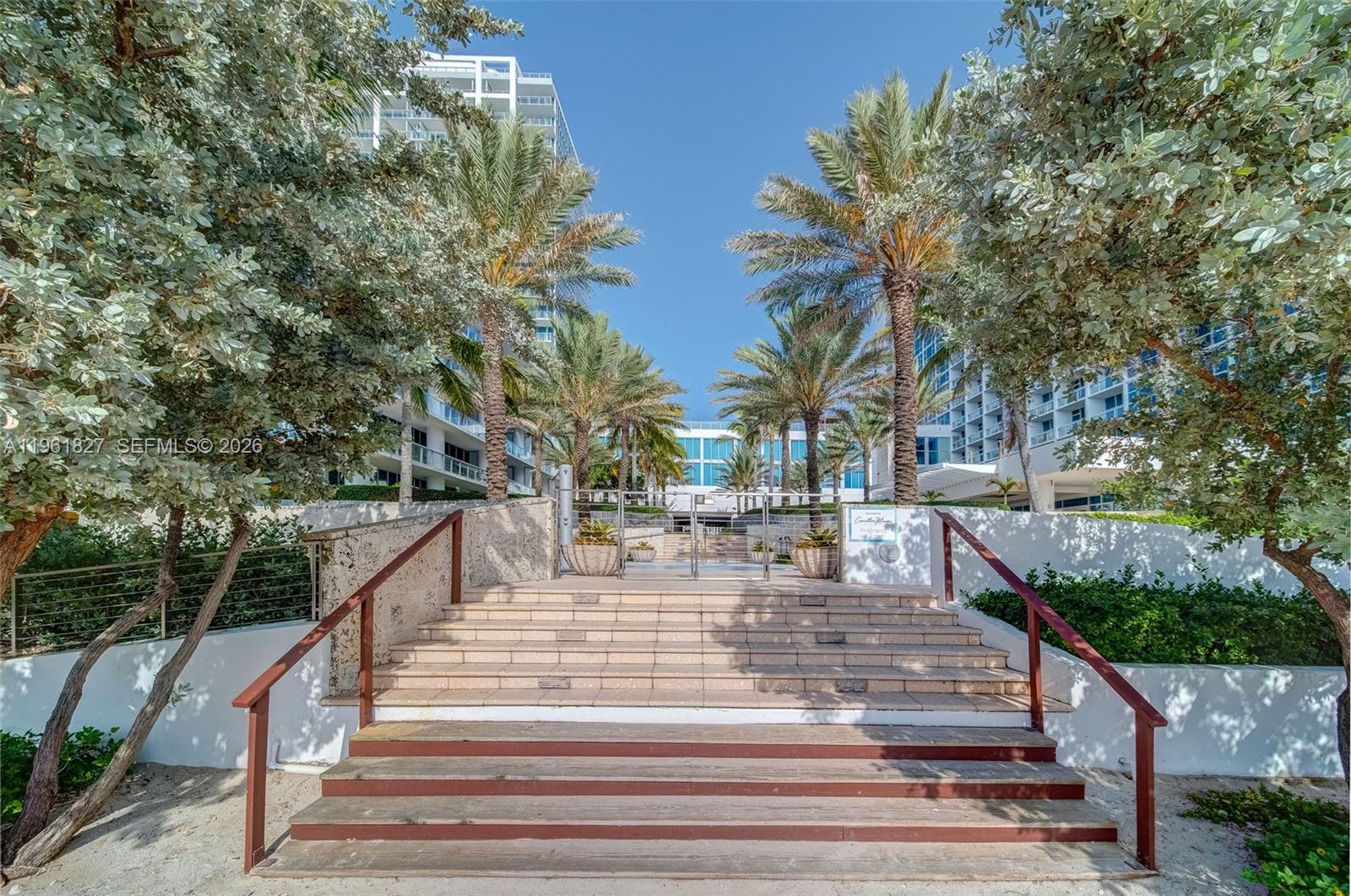 6801 Collins Ave #1110 (Door 1106), Miami Beach FL 33141
