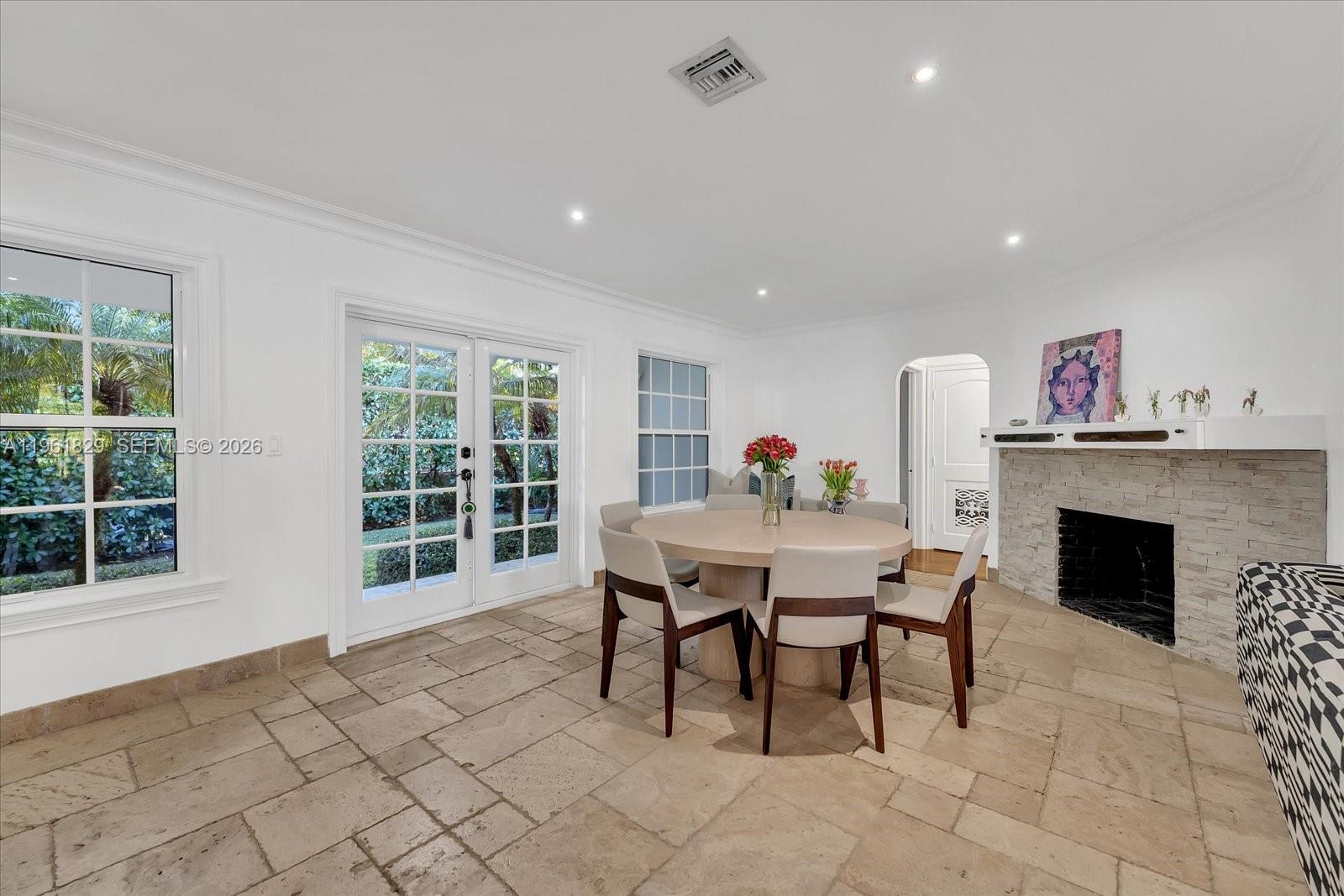 1161 Sunset Dr, Coral Gables FL 33143