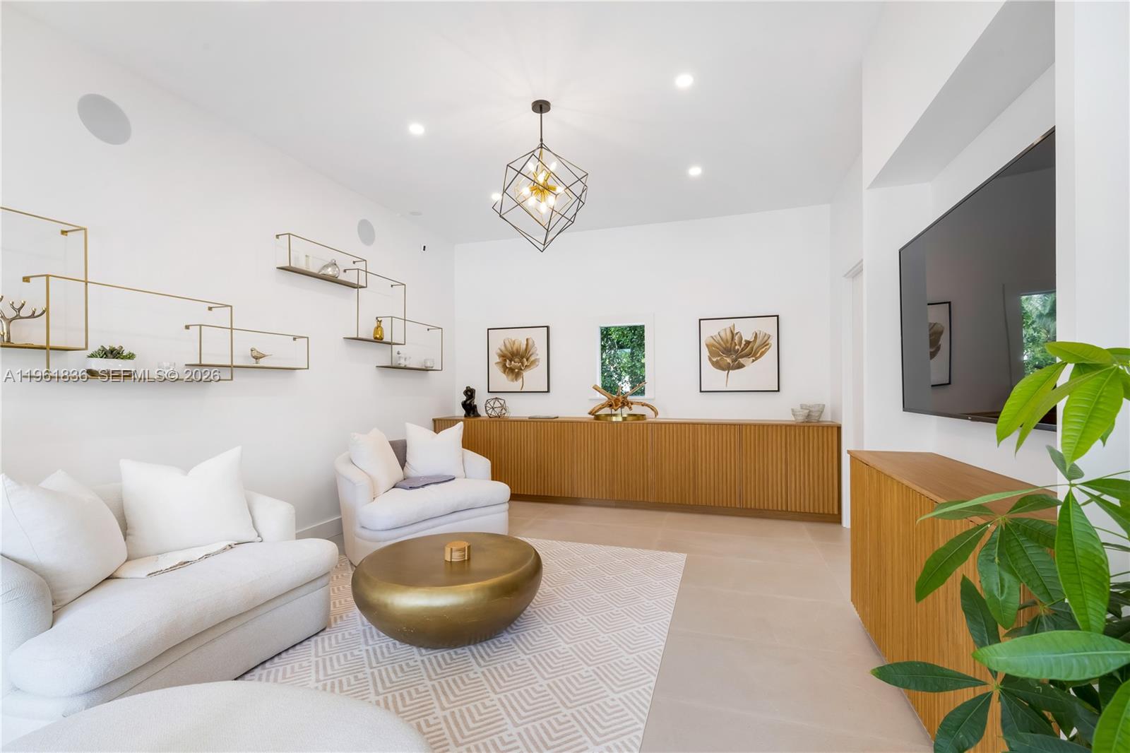 279 Galeon Ct, Coral Gables FL 33143