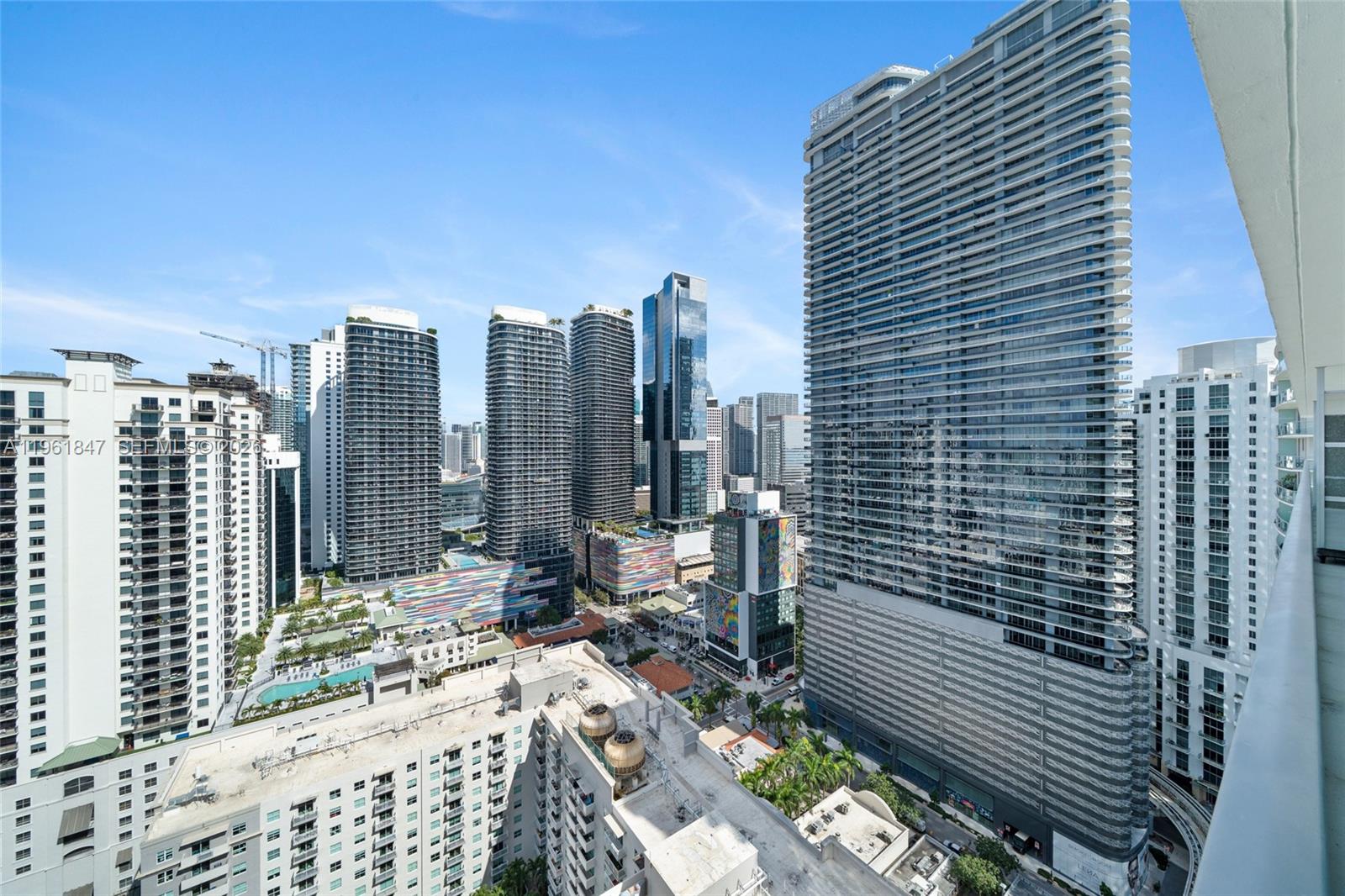 1111 SW 1st Ave #3422-N, Miami FL 33130